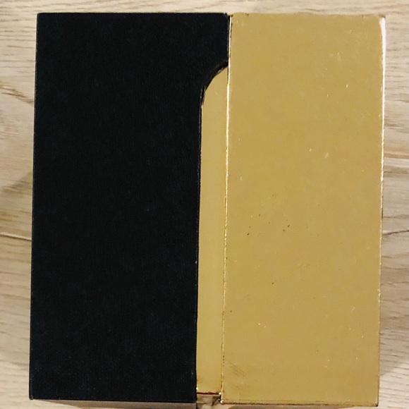 KENDALL AND KYLIE GOLD WATCH WITH BOX & PAMPHLET - Picture 6 of 6